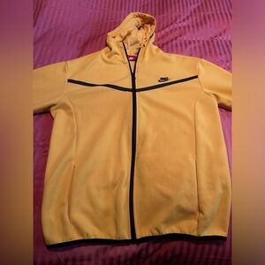 Men’s Nike Hoodie Size: M